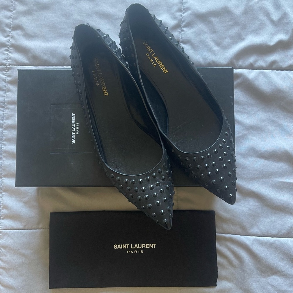 🔥🔥Saint Laurent Stud Flats Size 40